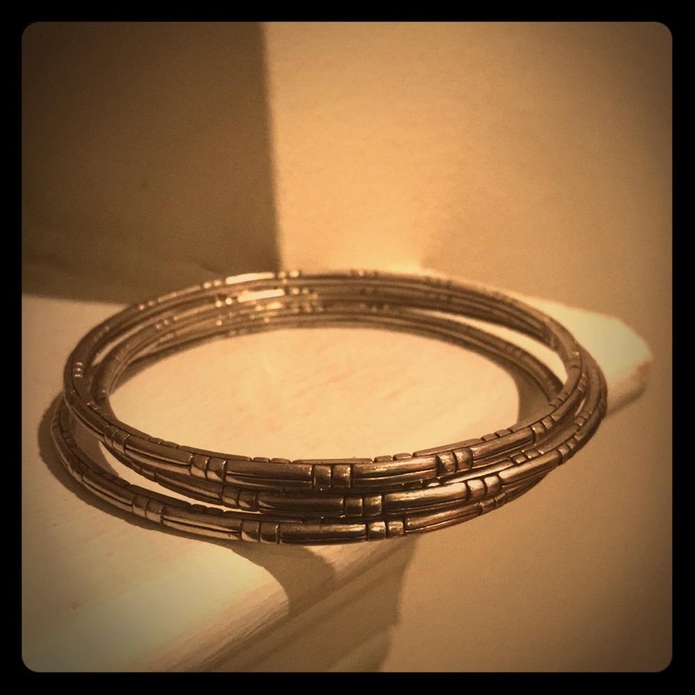 *Duplicate Listing Please Don't Share * John Hardy Bedeg Bangles